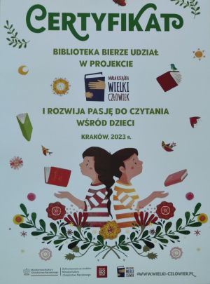 Zdjęcie certyfikatu dla GBP w Garbowie za udział w akcji akcji czytelniczej dla dzieci w wieku przedszkolnym "Mała książka, wielki człowiek" (dwoje dzieci z książką i logotypy akcji)