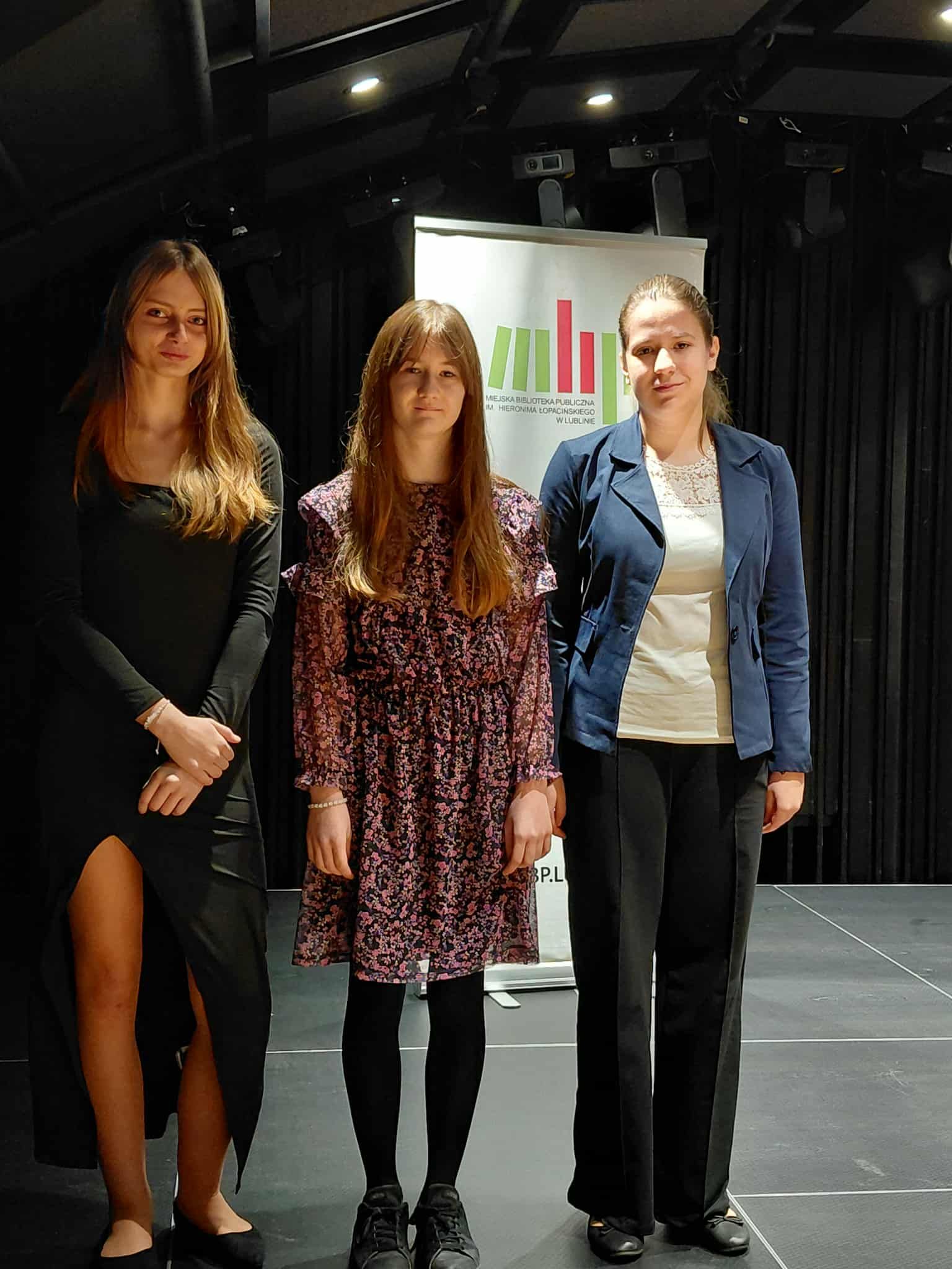 Uczestniczki Konkursu Mówienia wierszem i prozą